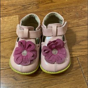 Livie & Luca pink Mary Janes patent leather size 9